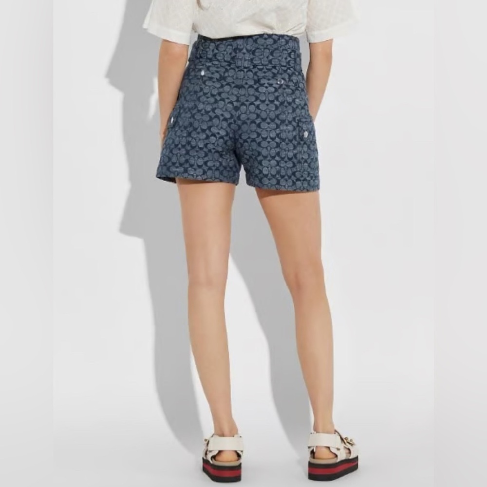 Coach NWOT Chambray High Waisted Retro Cotton Denim Blue Belted Shorts (Size 2) - Picture 3 of 3